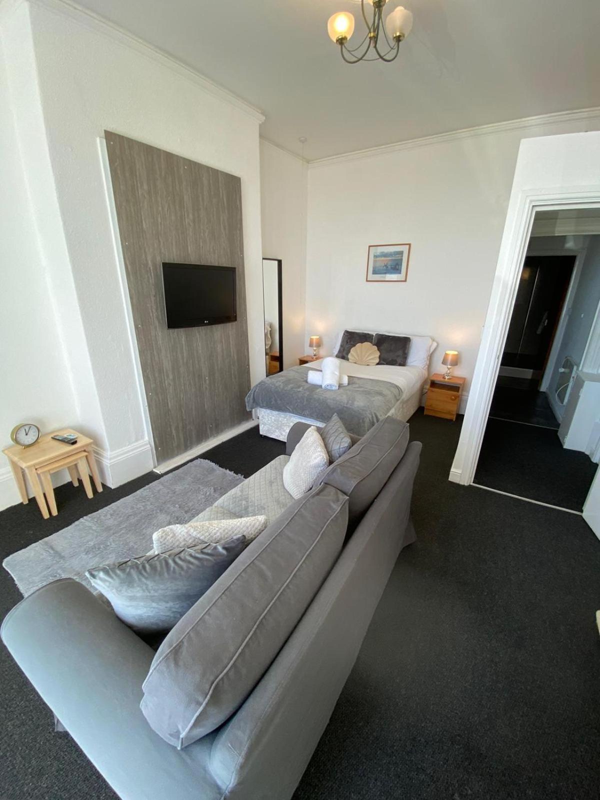 Farina No1, Sea View Studio Sleeping 2 Guests Bridlington Bagian luar foto